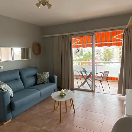 Acevino Solimar Apartment
